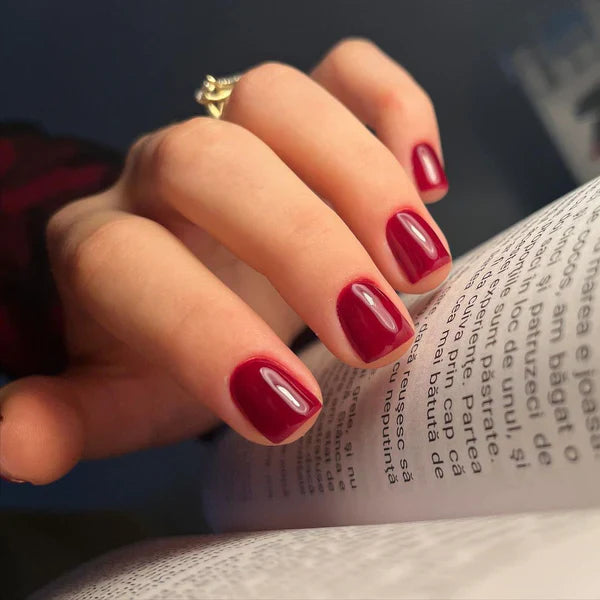 Esmalte Semipermanente Studios - Red wine - Libre de HEMA y TPO | Didier Lab - 8ml