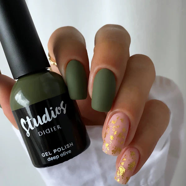 Esmalte Semipermanente Studios - Deep olive - Libre de TPO | Didier Lab - 8ml