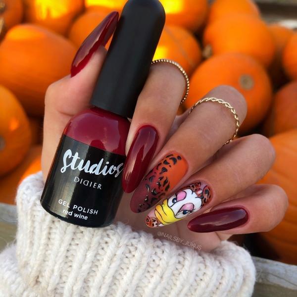 Esmalte Semipermanente Studios - Red wine - Libre de HEMA y TPO | Didier Lab - 8ml